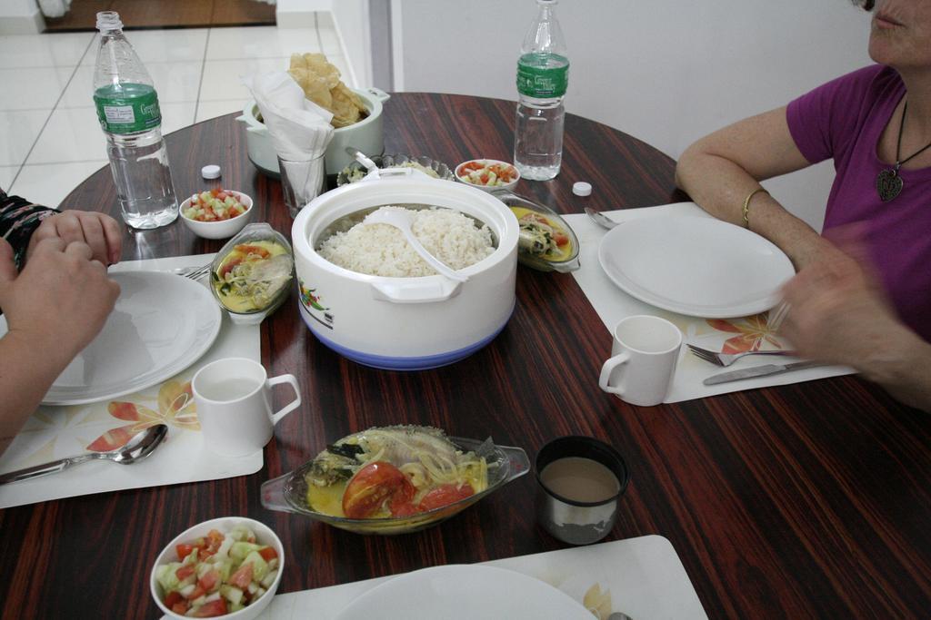 Greenview Apartment *